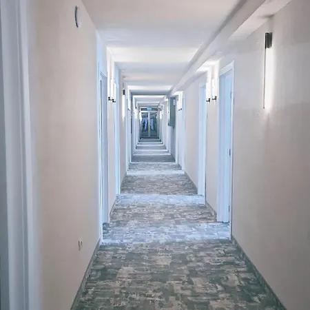 Mojo Ξενοδοχείο 3*