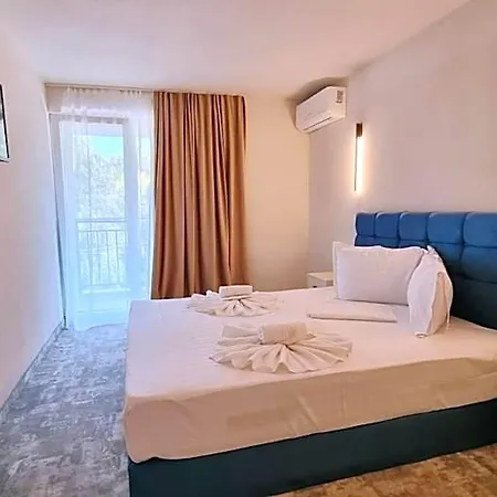 Hotel Mojo 3*